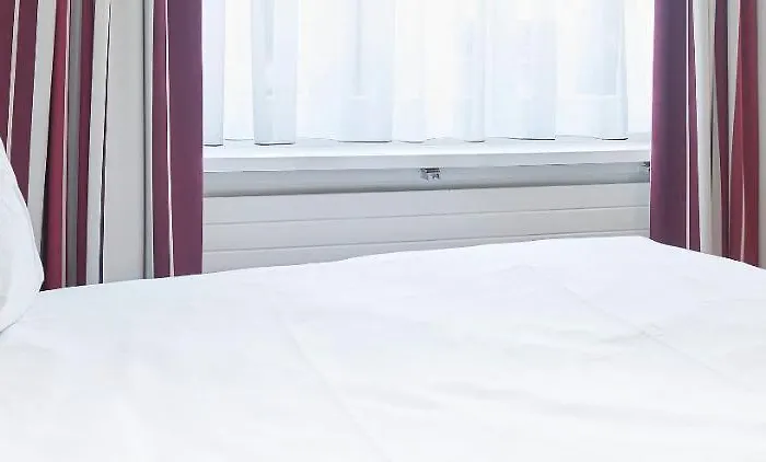 Szálloda Hottingen 3*