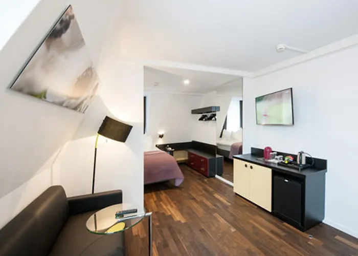 Hottingen Szálloda 3*