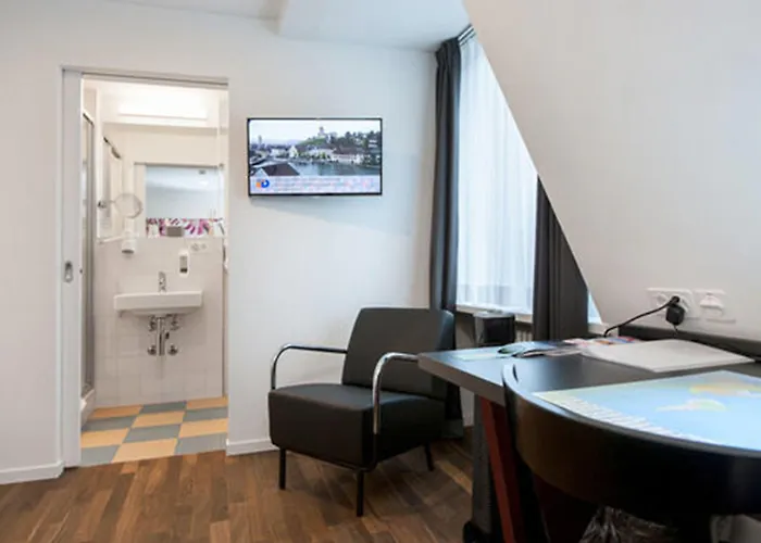 Hottingen Szálloda 3*