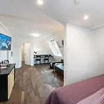 Hottingen - Near Old Town And 3*
