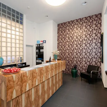 Hottingen - Near Old Town And Hotel 3*