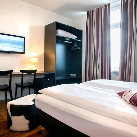 Otel Hottingen - Near Old Town And 3*