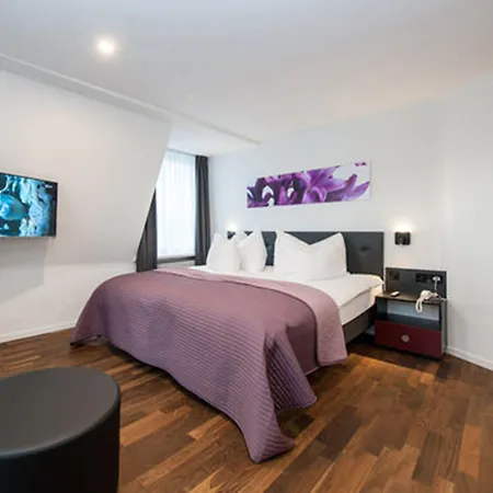 Hottingen - Near Old Town And 酒店 3*