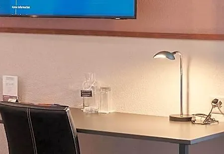 Otel Hottingen - Near Old Town And