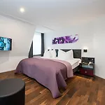 Hottingen - Near Old Town And ホテル 3*